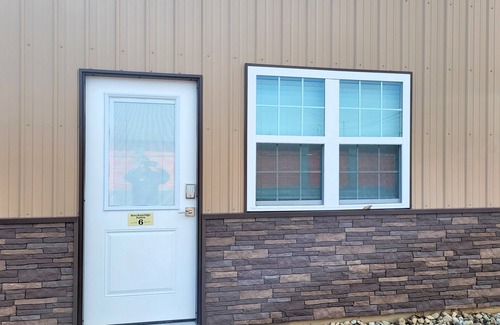 Grove City Apartamento | Breckenridge Suites #6 - Cozy 1-Bedroom Suite with Fully Equipped Kitchen