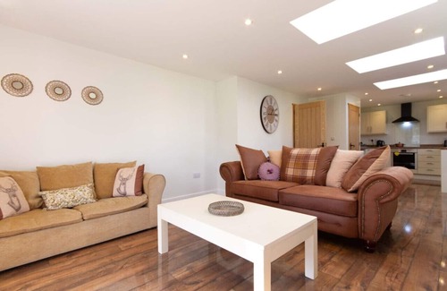 Hockwold cum Wilton Cabaña | Breckland Cottage - Secluded Country Getaway