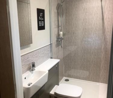 Lewiston Apartamento | Breckland Lodge 2 with Hot Tub