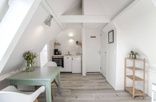 Zandvoort Apartamento | Brederode Romantic Attic Studio 3