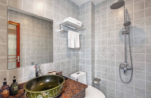 Yongding Hotel | Breeze & Alley Inn