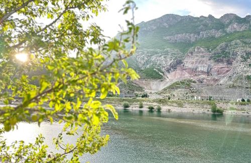 Koman Cabina | Breeze of the Drin Guesthouse Camping