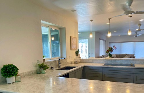 Kailua Casa | Breezy Beachfront, Ocean-View Paradise