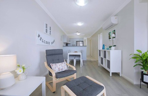 Southport Apartamento | Breezy Beachside Enjoy Outdoor Fun and Relaxation