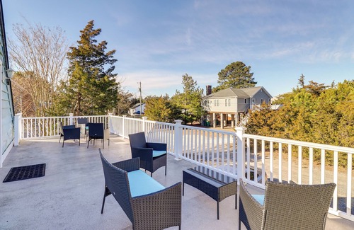 Broadkill Beach Casa | BREEZY BUNGALOW - 4 BD, 2BA - Sleeps 8 - Rooftop Deck