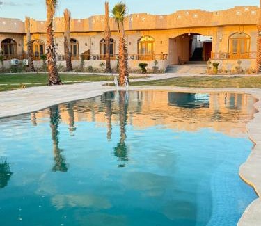Siwa Hotel | Breezy island Hotel