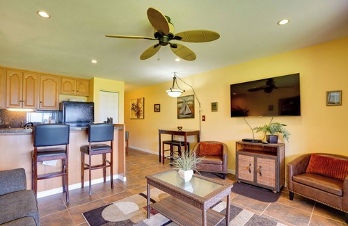 Kaunakakai Condominio | Breezy Kaunakakai Retreat w/ Community Pool!
