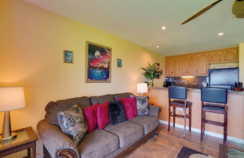 Kaunakakai Condominio | Breezy Kaunakakai Retreat w/ Community Pool!