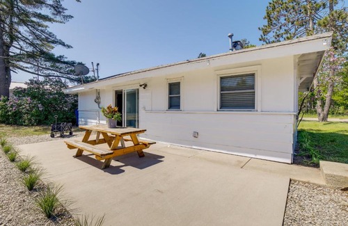 Lake City Casa | Breezy Lake City Getaway - Walk to Englewood Beach