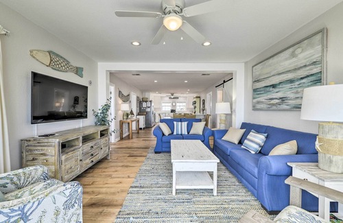 Hollywood Beach Cabaña | Breezy PCB Retreat w/ Direct Beach Access!