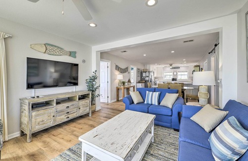 Hollywood Beach Cabaña | Breezy PCB Retreat w/ Direct Beach Access!