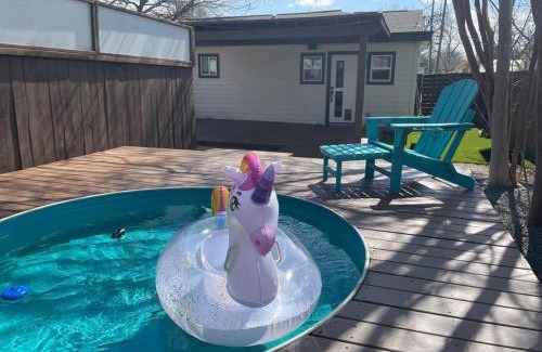 Brentwood Villa | Brentwood de Maria -Cowboy Pool & Dog Friendly