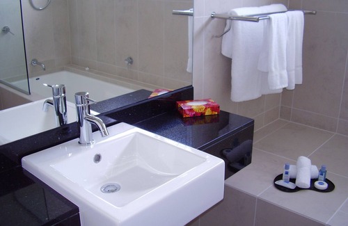Kilbirnie Hotel | Brentwood Hotel