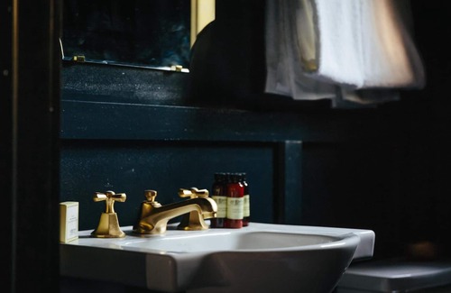 Saratoga Springs Hotel | Brentwood Hotel