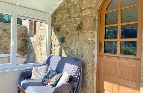 Lanmodez Casa | Breton family farmhouse 3 to 5 minutes from the sea on foot