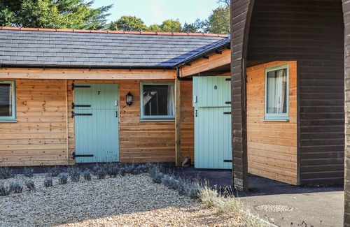 Aldermaston Wharf Apartamento | BREW - NO. 3, pet friendly, with a garden in Goring-On-Thames