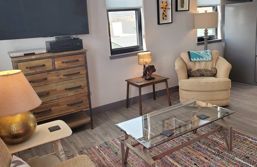Salida Apartamento | Brew With A View-Nuevo condominio en el centro con las mejores vistas de montaña de 360 grados