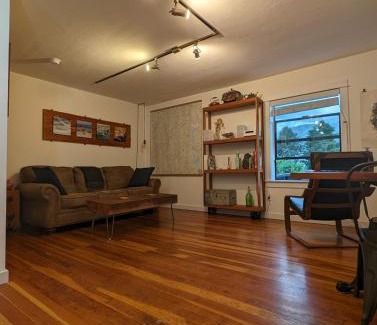 Oakridge Apartamento | BrewPub Bungalow #1