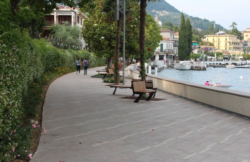 Barbarano Apartamento | "Brezza di Lago" Ferienwohnung - Barbarano di Salò