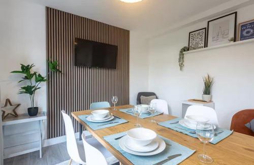 Caversham Apartamento | Briants, Spacious Home-from-Home, Free Parking & Secure Garden