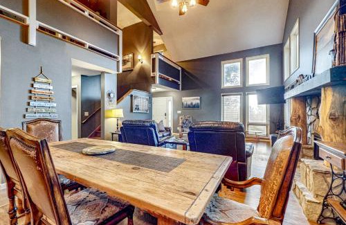Blowing Rock Casa | Briarcliff Mountain View Lodge