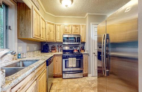 Blowing Rock Casa | Briarcliff Mountain View Lodge