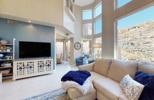 Foothills Casa | Briarwood Terrace