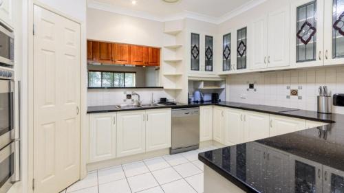 Bellara Casa | Bribie Beach View Retreat