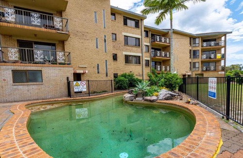 Bellara Casa | Bribie Escape, Top Floor Unit with Waterviews