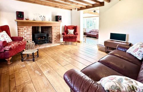 Badingham Casa | Brick Kiln Holdings by The Suffolk Cottage Collection