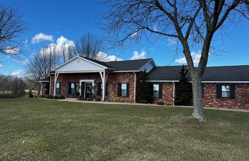 Ohioville Casa | Brick Ranch in Country Setting