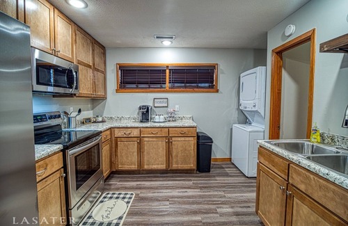 Jasper Casa | BrickHouse off the Square - Cozy 3 bedroom house