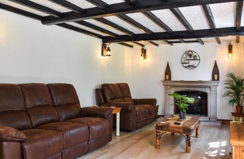 Brimfield Casa | Bridge Cottage
