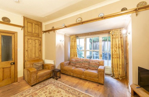 Coniston Casa | Bridge Cottages, Bridge House & Bridge Suite, Sleeps 12