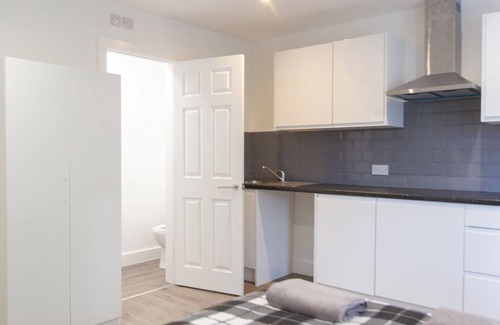 Southampton Casa | Bridge Road - Room 2b