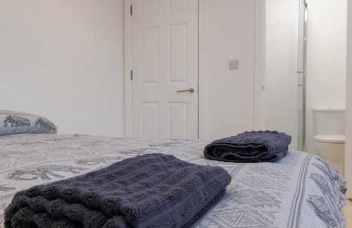 Southampton Casa | Bridge Road - Room 3a