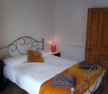 Aberystwyth Casa | Bridge View Victorian Townhouse Central Aberystwyth Sleeps 6