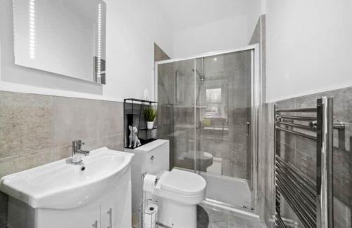 Maidstone Apartamento | BridgeCity Lovely Studio Apartment Free Parking in Maidstone