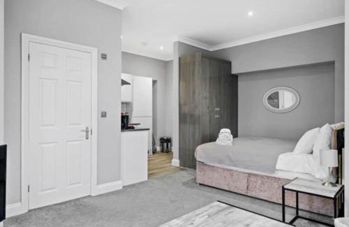 Maidstone Apartamento | BridgeCity Lovely Studio Apartment Free Parking in Maidstone