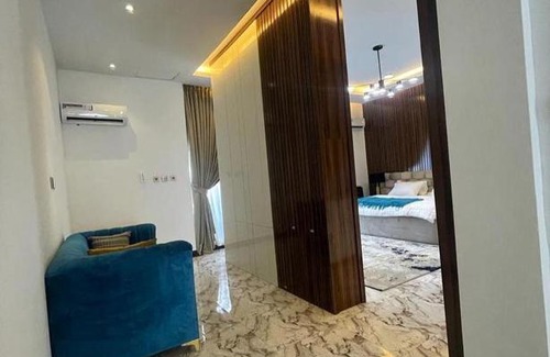 Ajah Apartamento | Bridgehomes