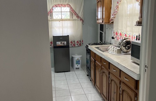 Portmore Apartamento | BridgeView Apartment 20 minutes from Hellshire Beach