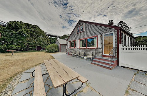 Buzzards Bay Casa | Bridgeview Bungalow