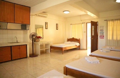 Laoag Casa | Bridgeview Inn