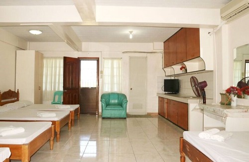 Laoag Casa | Bridgeview Inn