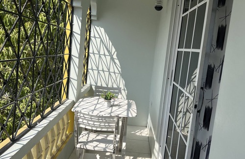 Portmore Casa | BridgeView Townhouse 20 mins from Hellshire Beach