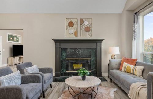 Bridlemile Casa | Bridlemile Cottage