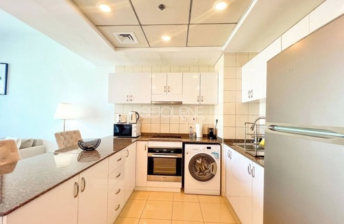 Jumeirah Apartamento | Bright 1 BR with exceptional Dubai Marina view