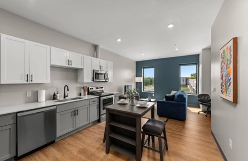 Cleveland Apartamento | Bright 1BDR | Cleveland Clinic | Free Garage