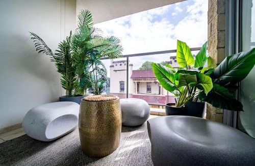 Chippendale Apartamento | Bright 1BR with On-Site Gym I Sauna I Pool and Parking