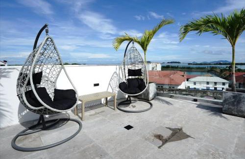 Casco Viejo Apartamento | Bright 1BR With Pool In Casco Antiguo